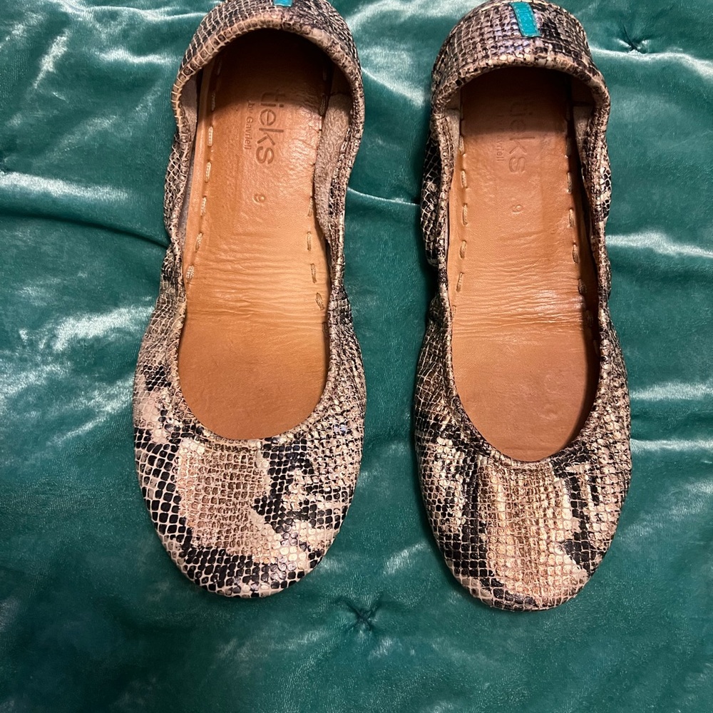 Tieks copperhead snakes size 9